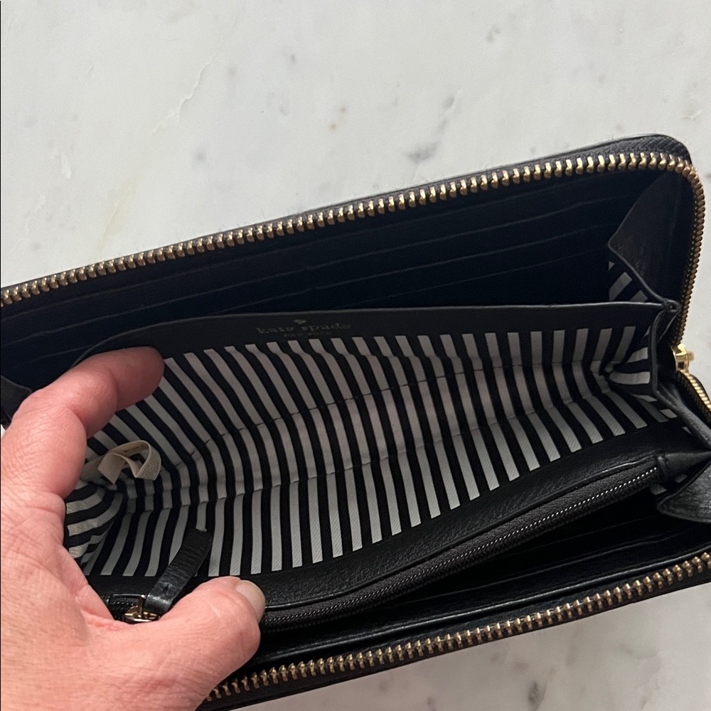 Kate Spade Black Leather Zip Around Wallet with Gold Accent Gently Used - Picture 8 of 10